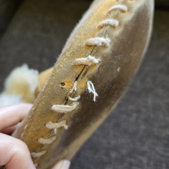 LL Bean Wicked Good Brown Suede Sheepskin Shearling Slippers Women's 8 *READ* - Picture 10 of 11